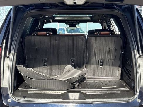 Used 2023 GMC Yukon Denali Ultimate w/ LPO, Floor Liner Package image 20