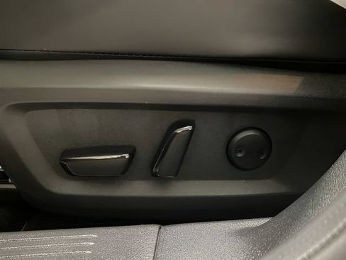 Certified 2023 Nissan Rogue SV w/ SV Premium B Package AWD/4WD image 12