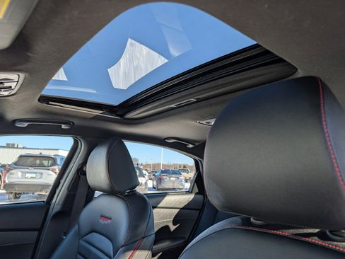 Used 2022 Kia Forte GT w/ GT2 Package image 19