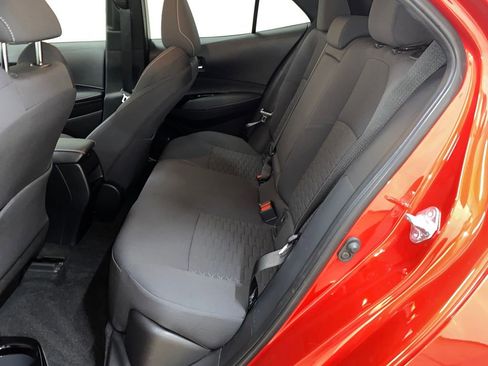 Used 2021 Toyota Corolla SE w/ Special Edition FWD image 12