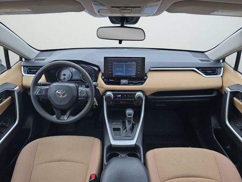 Used 2020 Toyota RAV4 LE w/ All Weather Liner Package FWD image 13