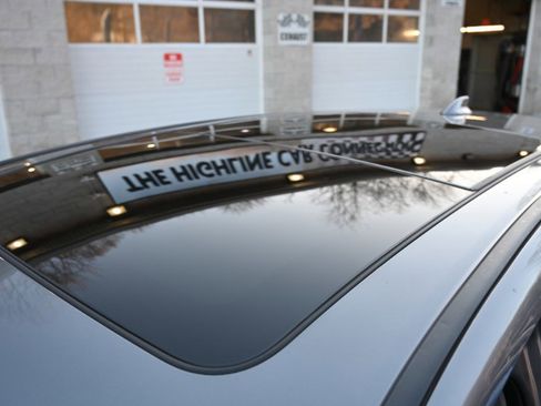 Used 2023 Acura RDX SH-AWD w/Technology Package image 13