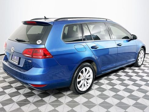 Used 2017 Volkswagen Golf SportWagen FWD image 25