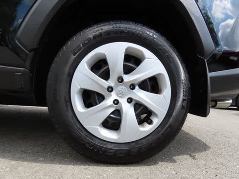 Used 2019 Toyota RAV4 LE w/ All Weather Liner Package AWD/4WD image 9