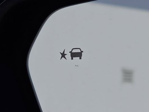 Certified 2019 Chevrolet Equinox LT AWD/4WD image 11