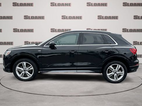 Used 2023 Audi Q3 2.0T Premium Plus w/ Premium Plus Package AWD/4WD image 2