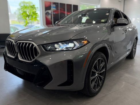 Used 2026 BMW X6 xDrive40i w/ Climate Comfort Package AWD/4WD image 4