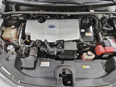 Used 2019 Toyota Prius XLE w/ Premium Convenience Package FWD image 21