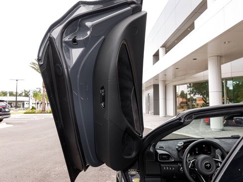 New 2026 McLaren Artura Spider RWD image 21