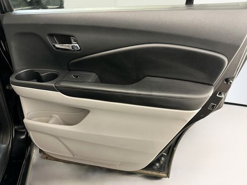 Used 2016 Honda Pilot EX-L image 33