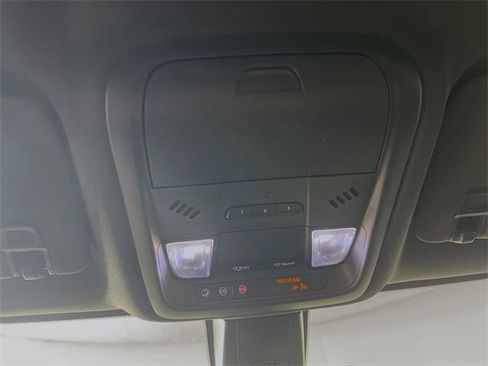 Used 2021 Chevrolet Blazer Premier w/ Driver Confidence II Package image 19