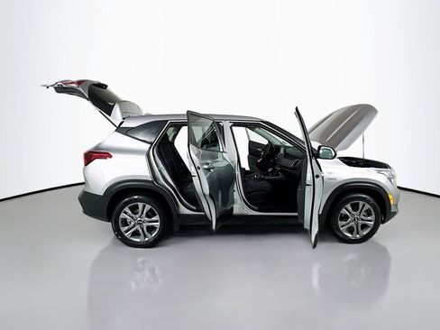Used 2021 Kia Seltos LX AWD/4WD image 21
