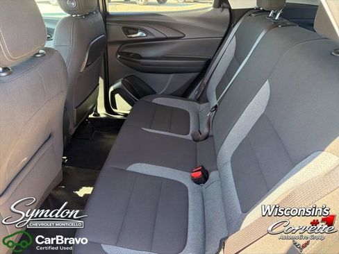 Certified 2022 Chevrolet TrailBlazer LT w/ Convenience Package AWD/4WD image 17