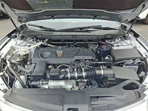 Used 2025 Acura TLX w/ Technology Package image 31