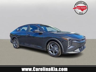 New 2025 Kia K4 LXS