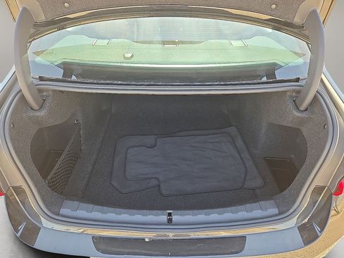 Used 2025 BMW 330i xDrive Sedan image 15