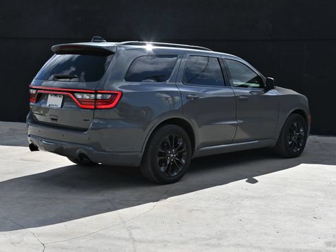 Used 2023 Dodge Durango GT RWD image 4