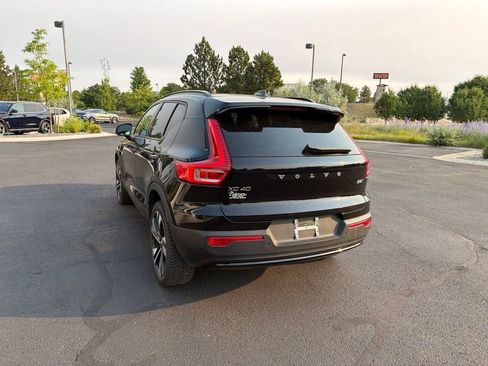 Used 2025 Volvo XC40 B5 Plus w/ Climate Package AWD/4WD image 3