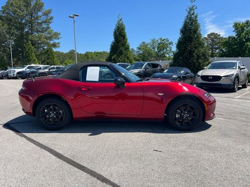 Certified 2026 MAZDA MX-5 Miata Sport RWD image 10