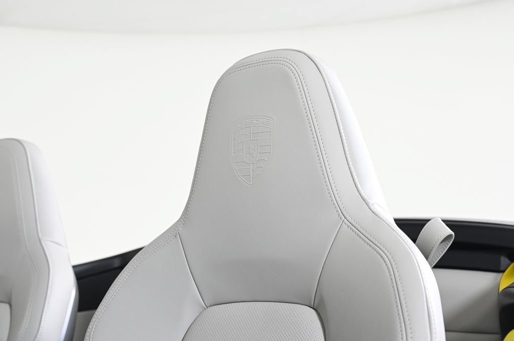 Used 2026 Porsche 911 Carrera GTS RWD image 20