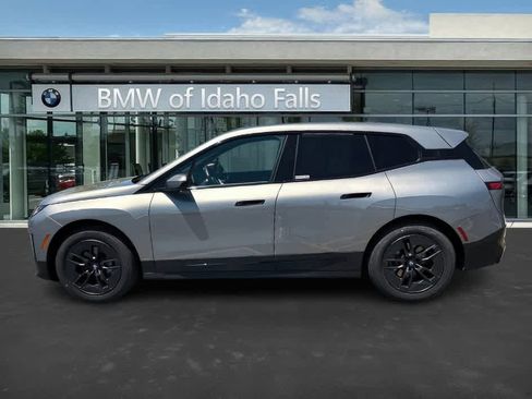 Certified 2023 BMW iX xDrive50 w/ Convenience Package image 7