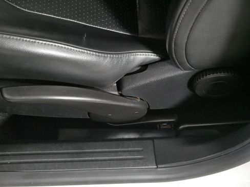 Used 2010 Volkswagen Beetle Coupe image 20