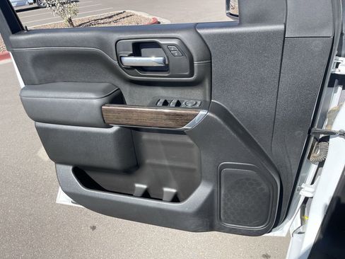 Used 2022 GMC Sierra 2500 SLE w/ SLE Value Package; image 23