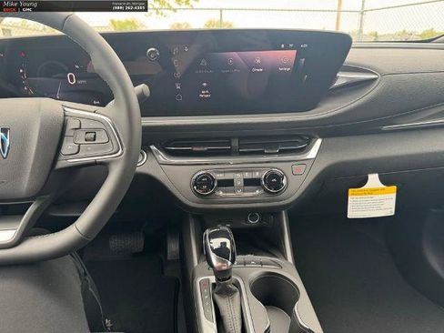 New 2026 Buick Envista Preferred FWD image 22