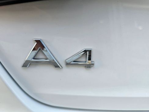 Used 2022 Audi A4 2.0T Premium Plus AWD/4WD image 33