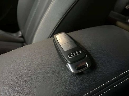 Used 2023 Audi Q4 e-tron Premium w/ Convenience Package AWD/4WD image 9