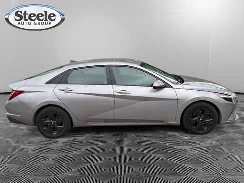Certified 2023 Hyundai Elantra SEL FWD image 6