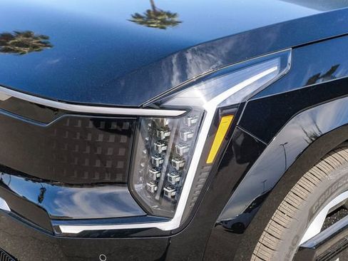 New 2026 Kia EV9 Land image 11