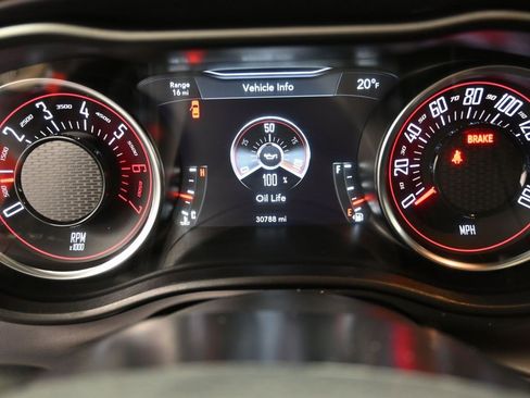 Used 2023 Dodge Challenger R/T image 20