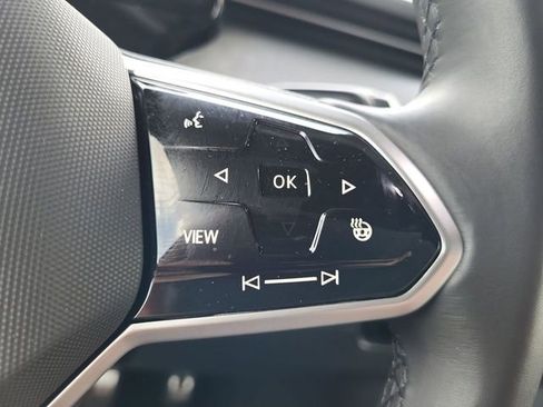 New 2025 Volkswagen ID. Buzz Pro S RWD image 23