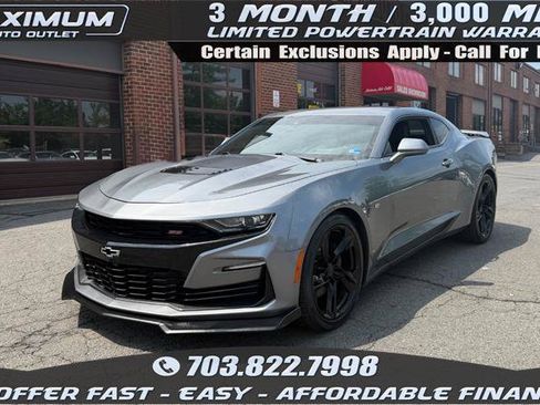 Used 2019 Chevrolet Camaro SS RWD image 1