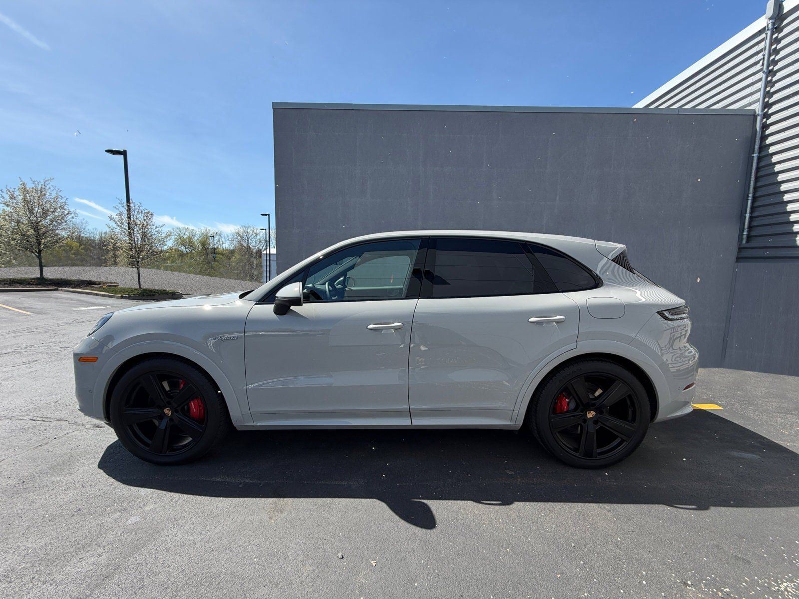 Certified 2026 Porsche Cayenne S AWD/4WD image 2