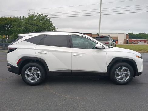 Used 2023 Hyundai Tucson SEL AWD/4WD image 3
