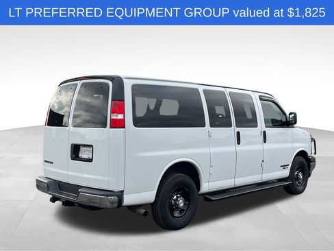 Used 2018 Chevrolet Express 2500 LT w/ LT Preferred Equipment Group image 2