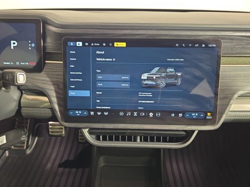 Used 2024 Rivian R1T Adventure image 28