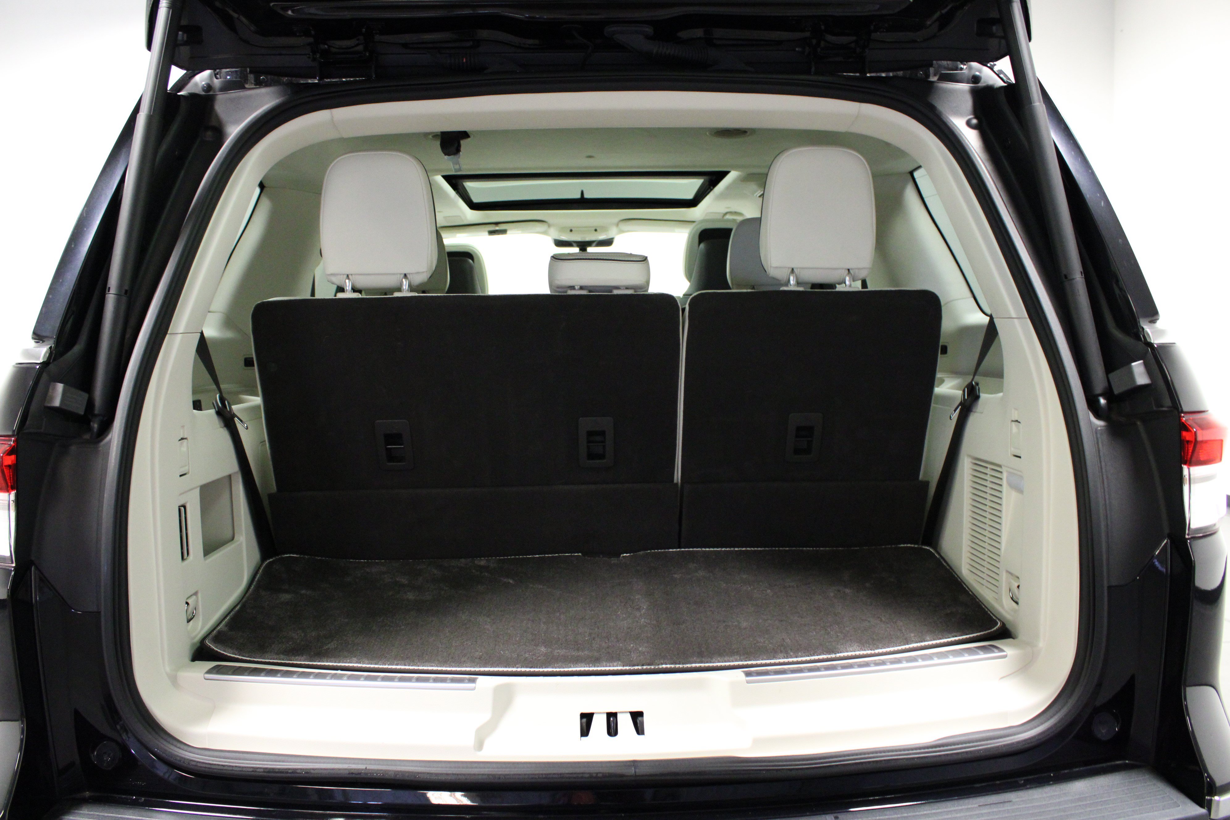 Used 2023 Lincoln Navigator Black Label AWD/4WD image 15
