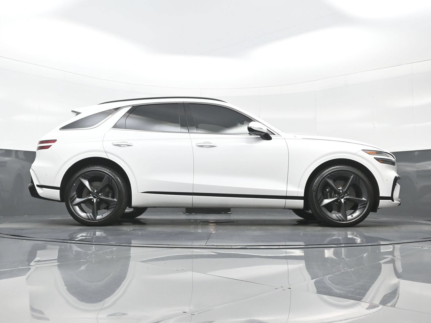 Used 2026 Genesis GV70 2.5T Sport Prestige AWD/4WD image 30