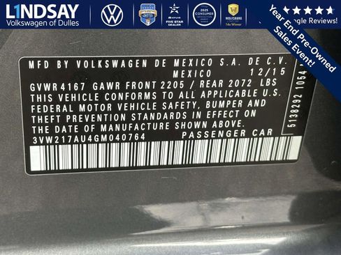 Used 2016 Volkswagen Golf S image 26