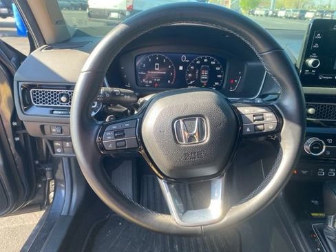 Used 2024 Honda Civic Touring image 10