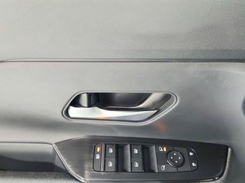 Certified 2026 Nissan Kicks SV FWD image 17