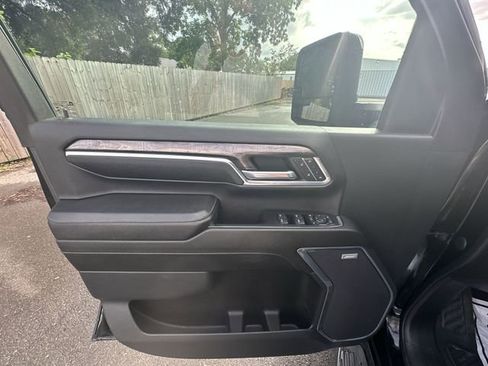 Used 2024 Chevrolet Silverado 3500 LTZ w/ LTZ Plus Package AWD/4WD image 15