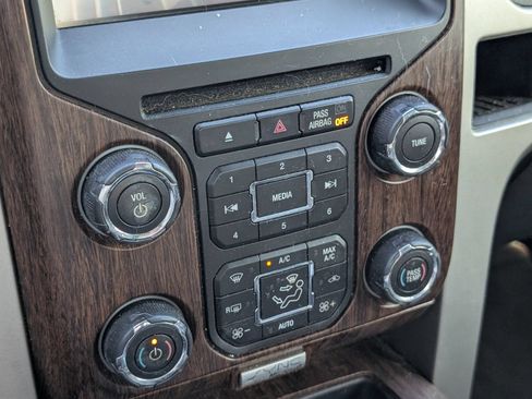 Used 2014 Ford F150 Lariat w/ Equipment Group 502A Luxury RWD image 11