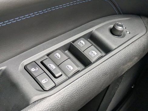 New 2026 Jeep Compass Latitude AWD/4WD image 21