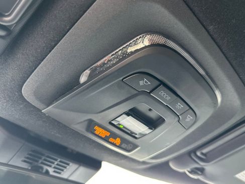 Used 2024 Toyota Corolla SE image 24