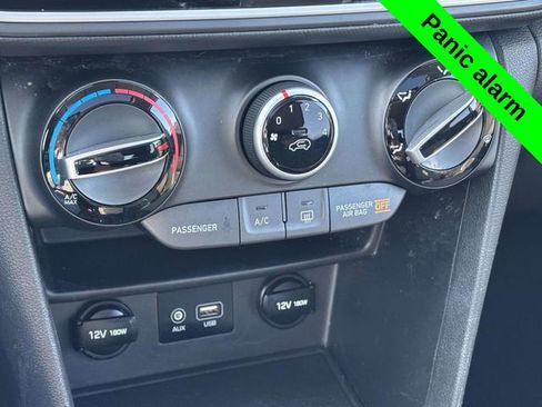 Used 2018 Hyundai Kona SEL w/ SEL Tech Package 02 image 19