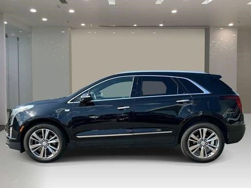 Certified 2023 Cadillac XT5 Premium Luxury AWD/4WD image 2